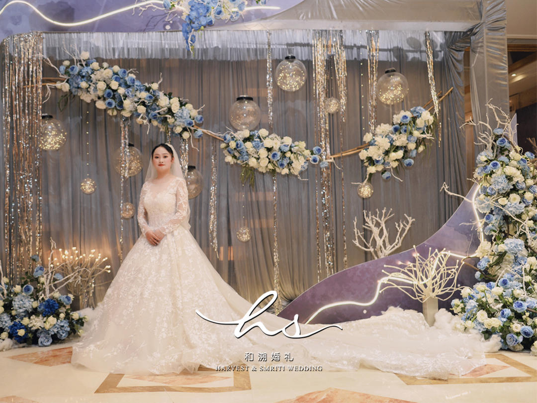 《温暖如你》静 谧 夜 空