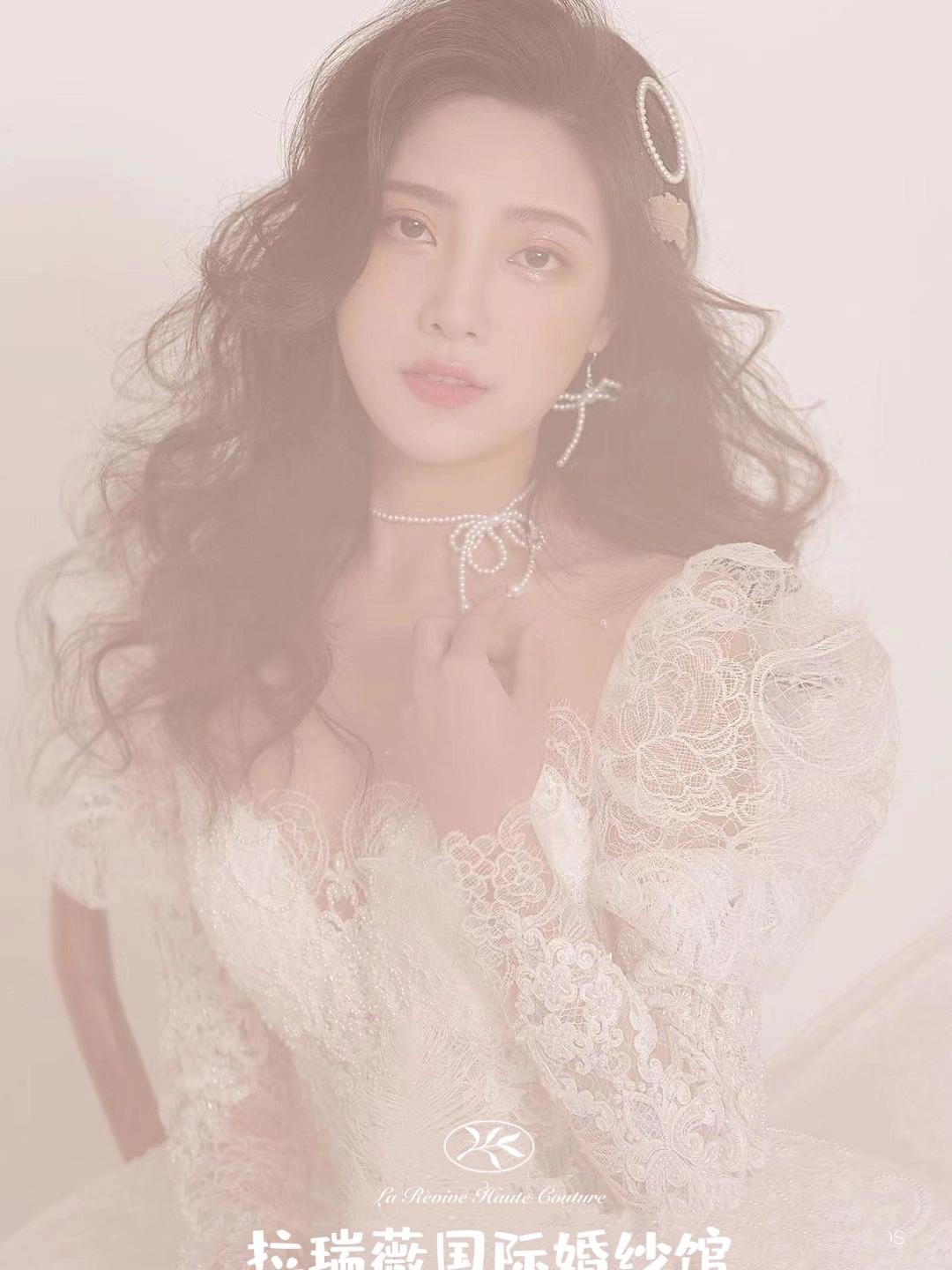 拉瑞薇【超高性价比】设计师品牌婚纱+钻石级跟妆