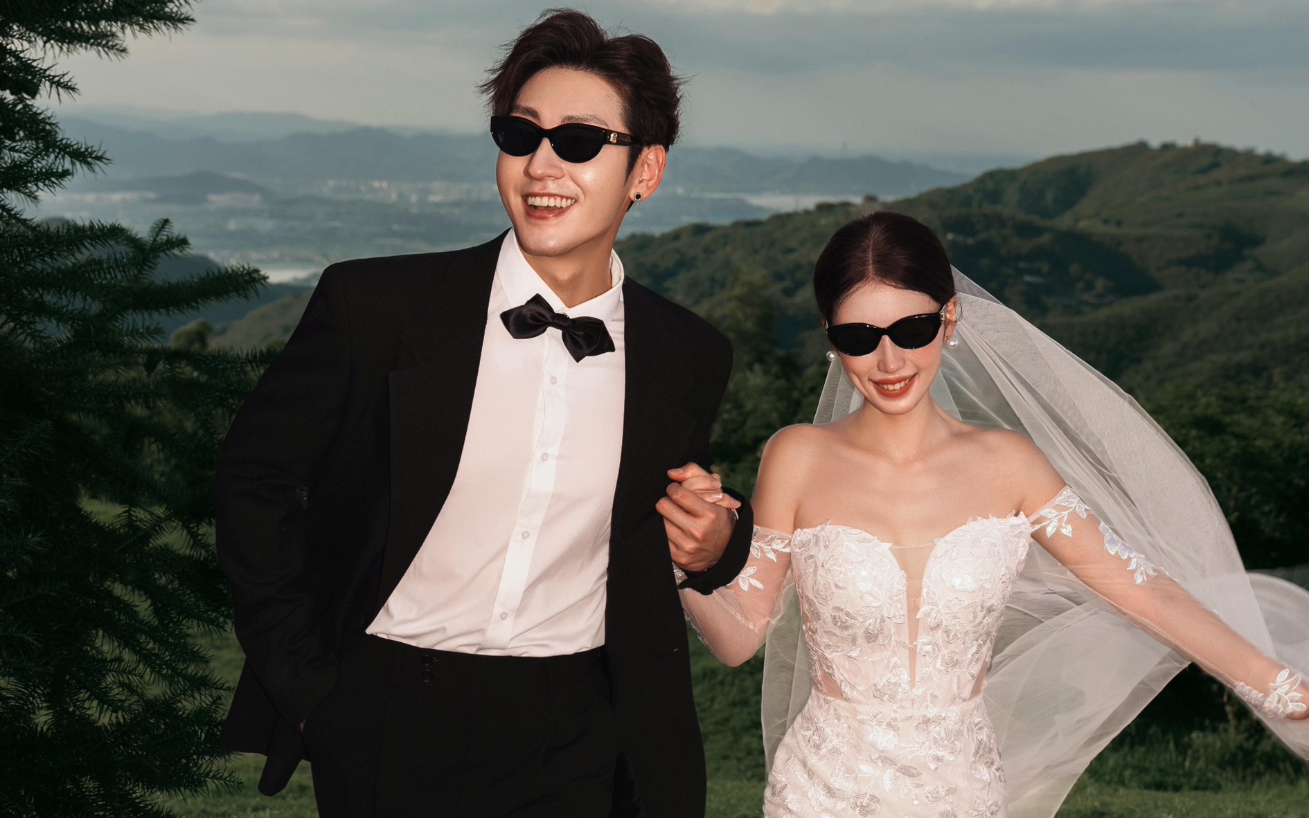 心动亿万次｜生命力草坪婚纱照好出片