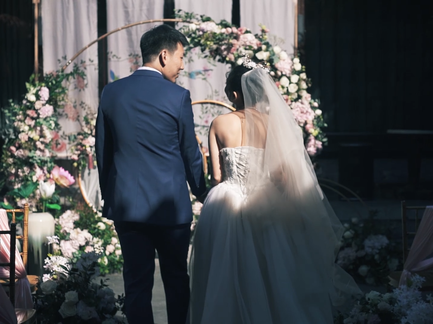 首席级三机婚礼电影    