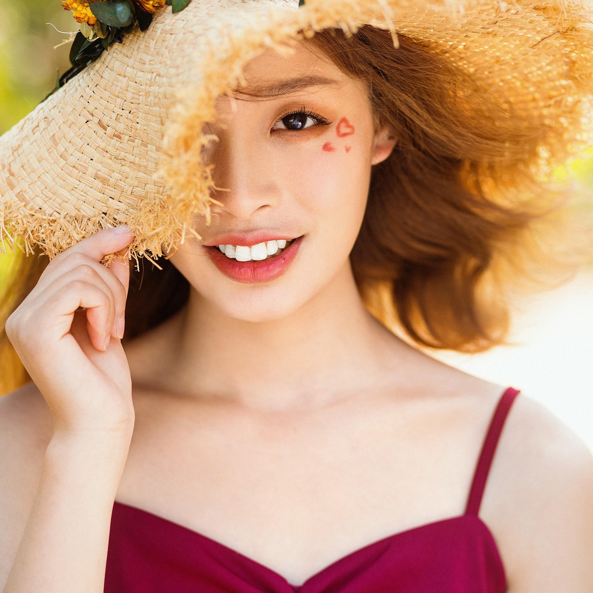 5999元8服8造三亚丽江大理厦门北海成都九寨沟