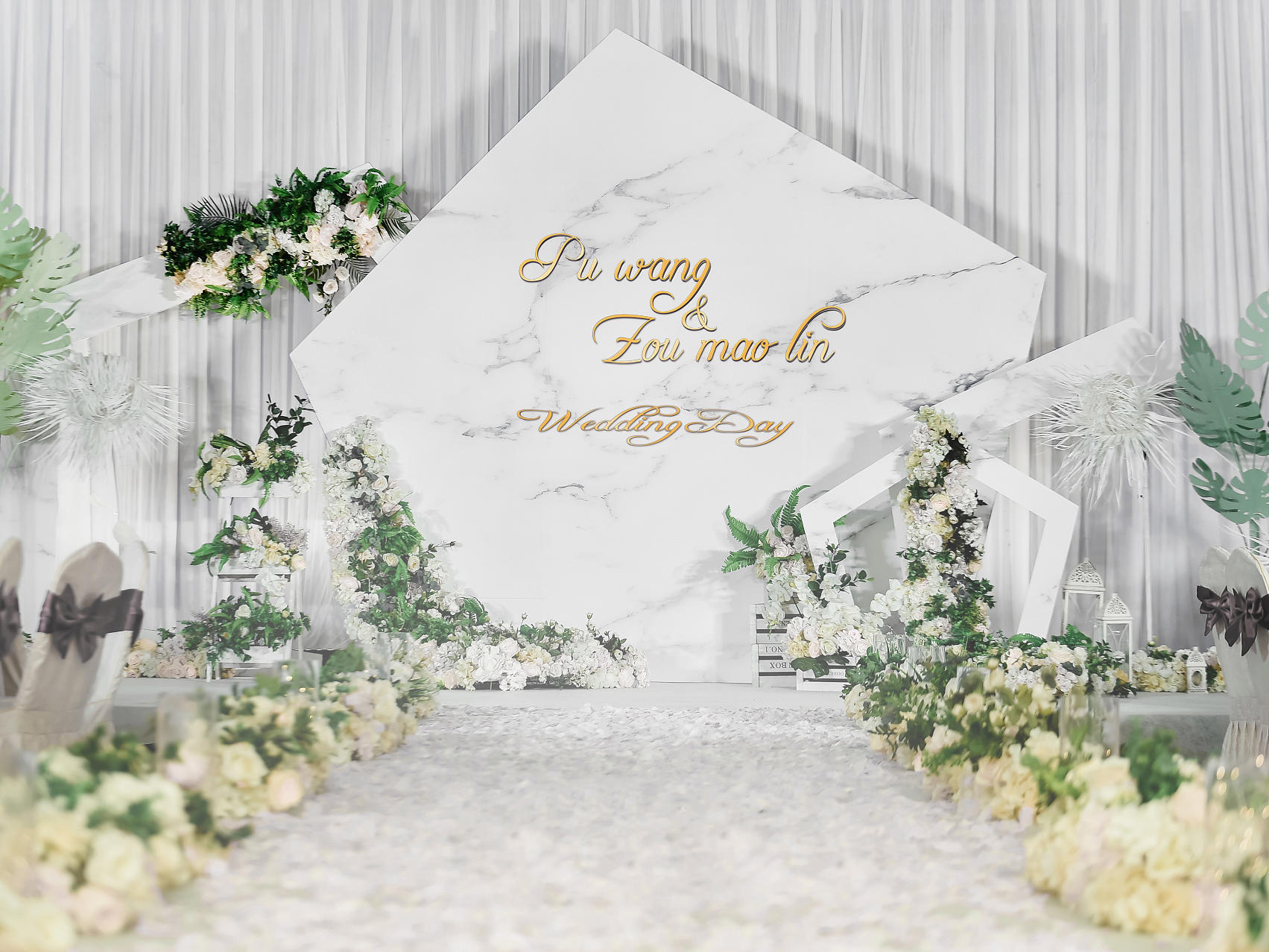 低预算简约白色唯美婚礼推荐