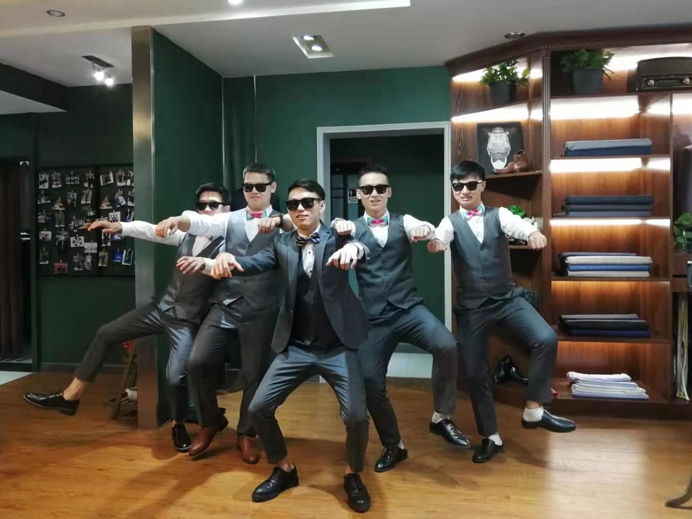 【宜昌莱定制】四件套伴郎服租赁