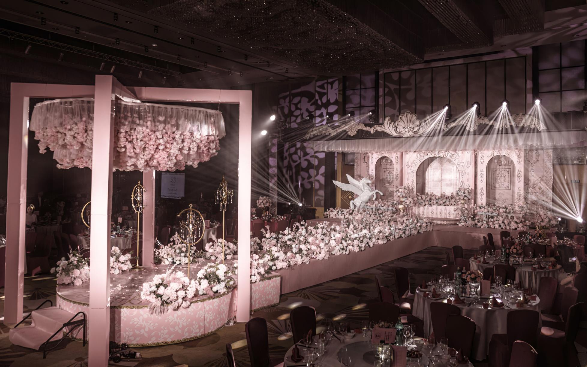 轻奢风 含四大金刚·专属粉色甜蜜爱情