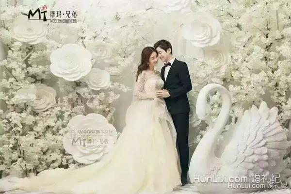 青岛照婚纱_青岛婚纱照片
