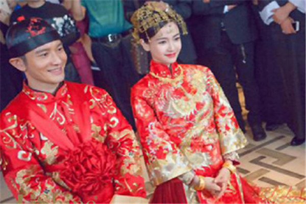 黄晓明结婚伴娘照图片