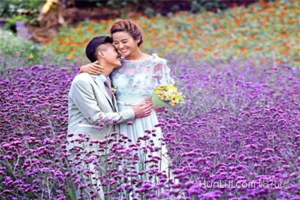 长沙婚纱照价格_沁园春长沙(2)