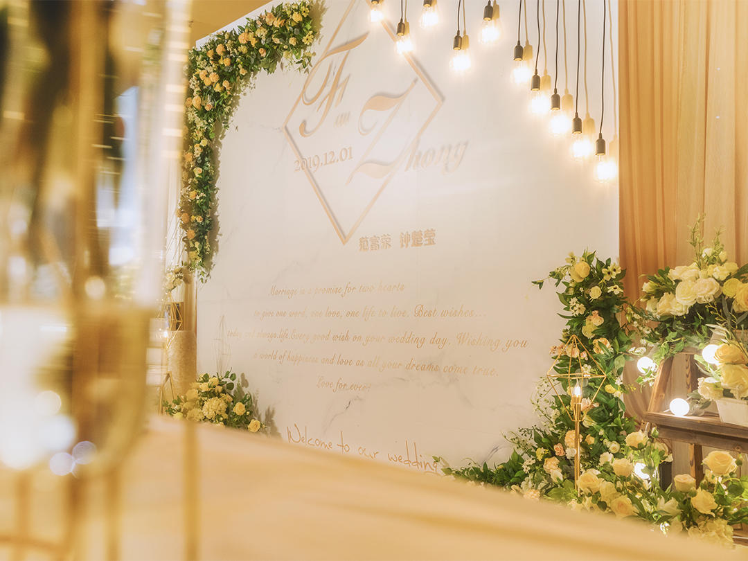 一价全包：场地布置+四大金刚+即影即有