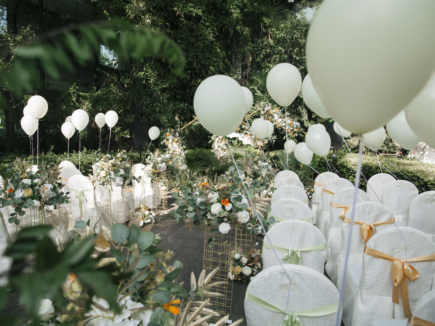 【爆款】中小型精致婚礼+四大婚礼人员