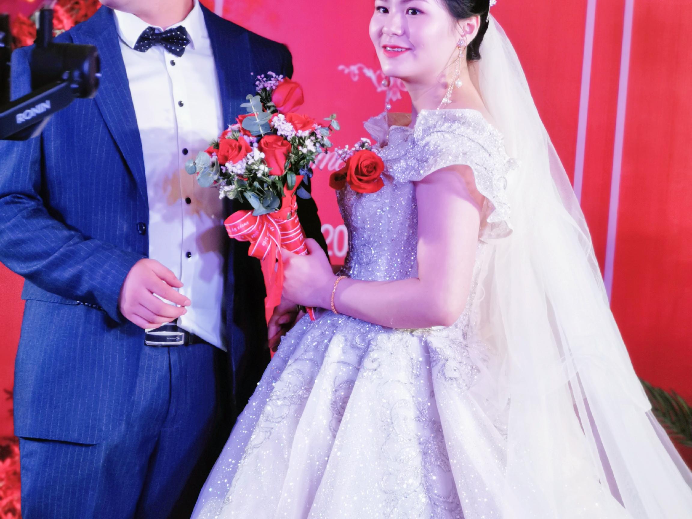 【热卖推荐】首席档全程新娘跟妆3妆3造+妈妈妆