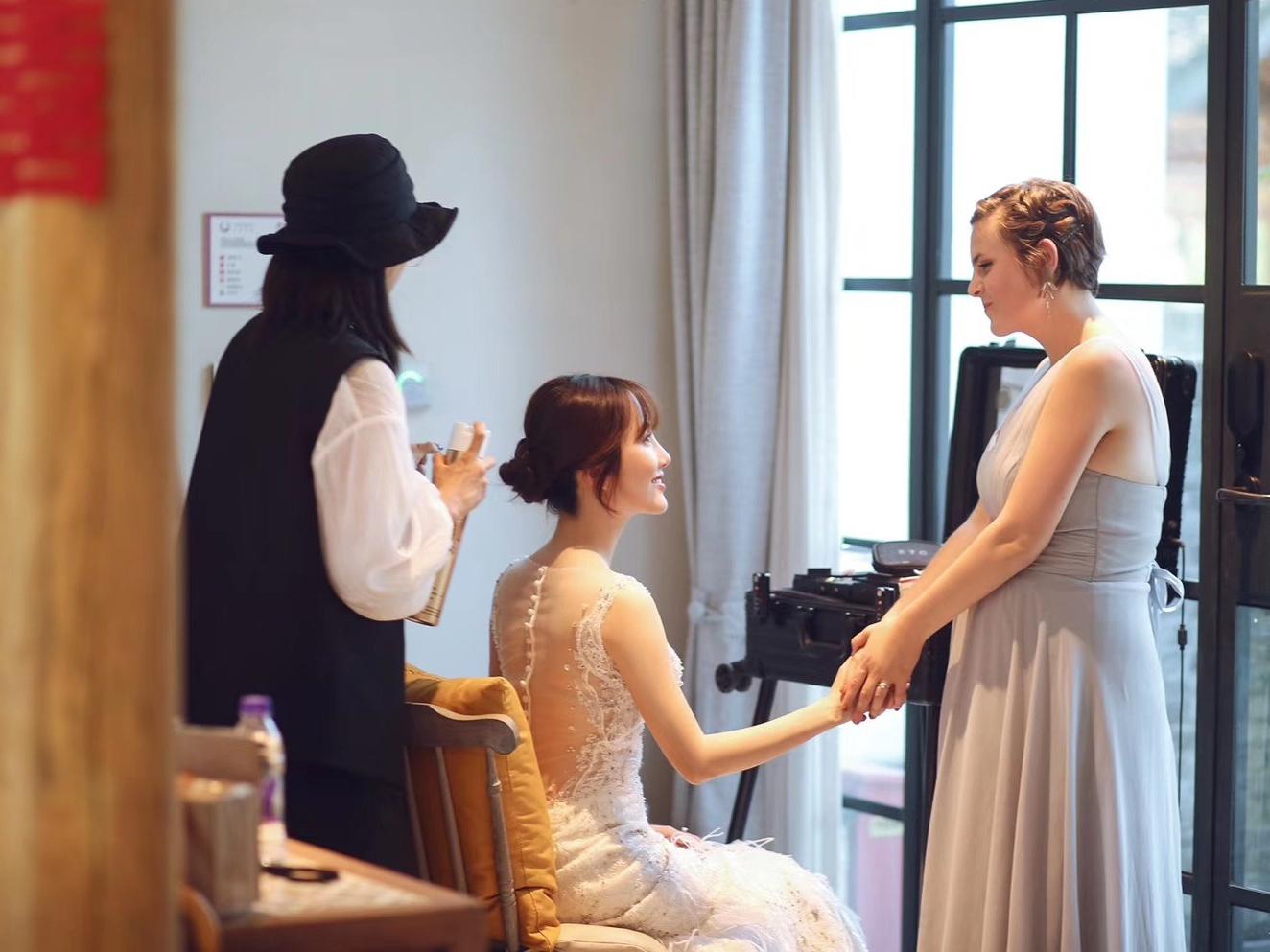 总监主持+流程策划+督导+音乐执行(草坪加晚宴)