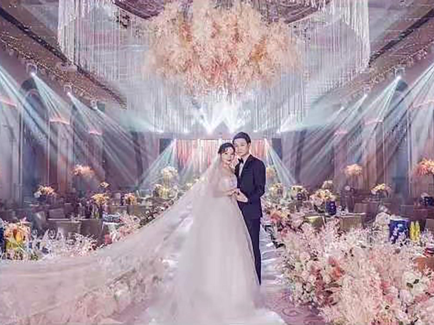 【THEONE壹.婚礼私人定制】网红珊瑚橙