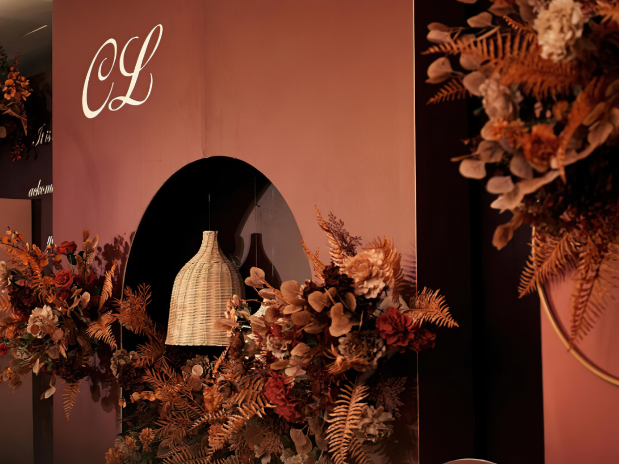 【2021流行风】室内浪漫复古西式婚礼