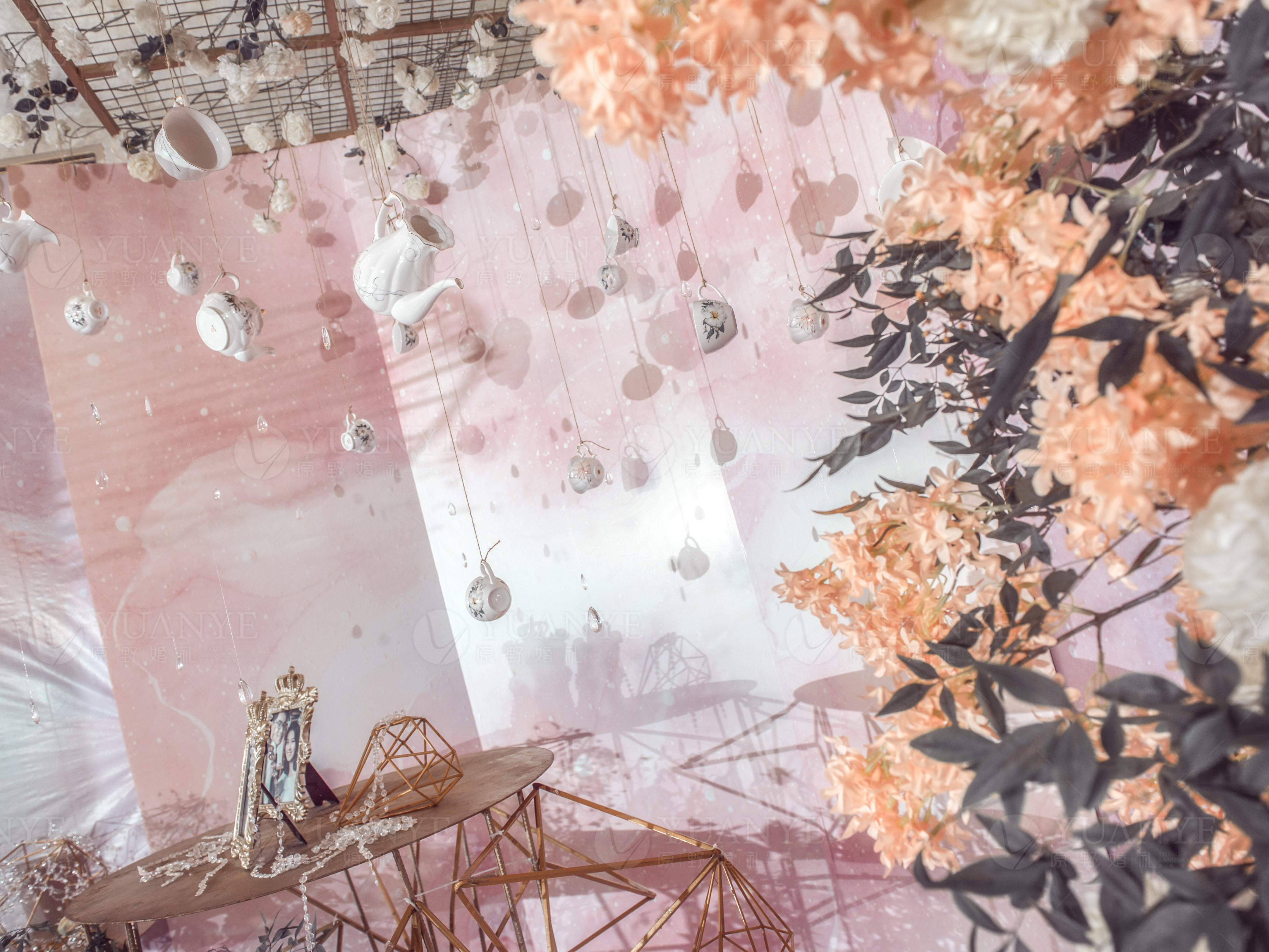 爱的告白 粉色真实婚礼原野婚礼