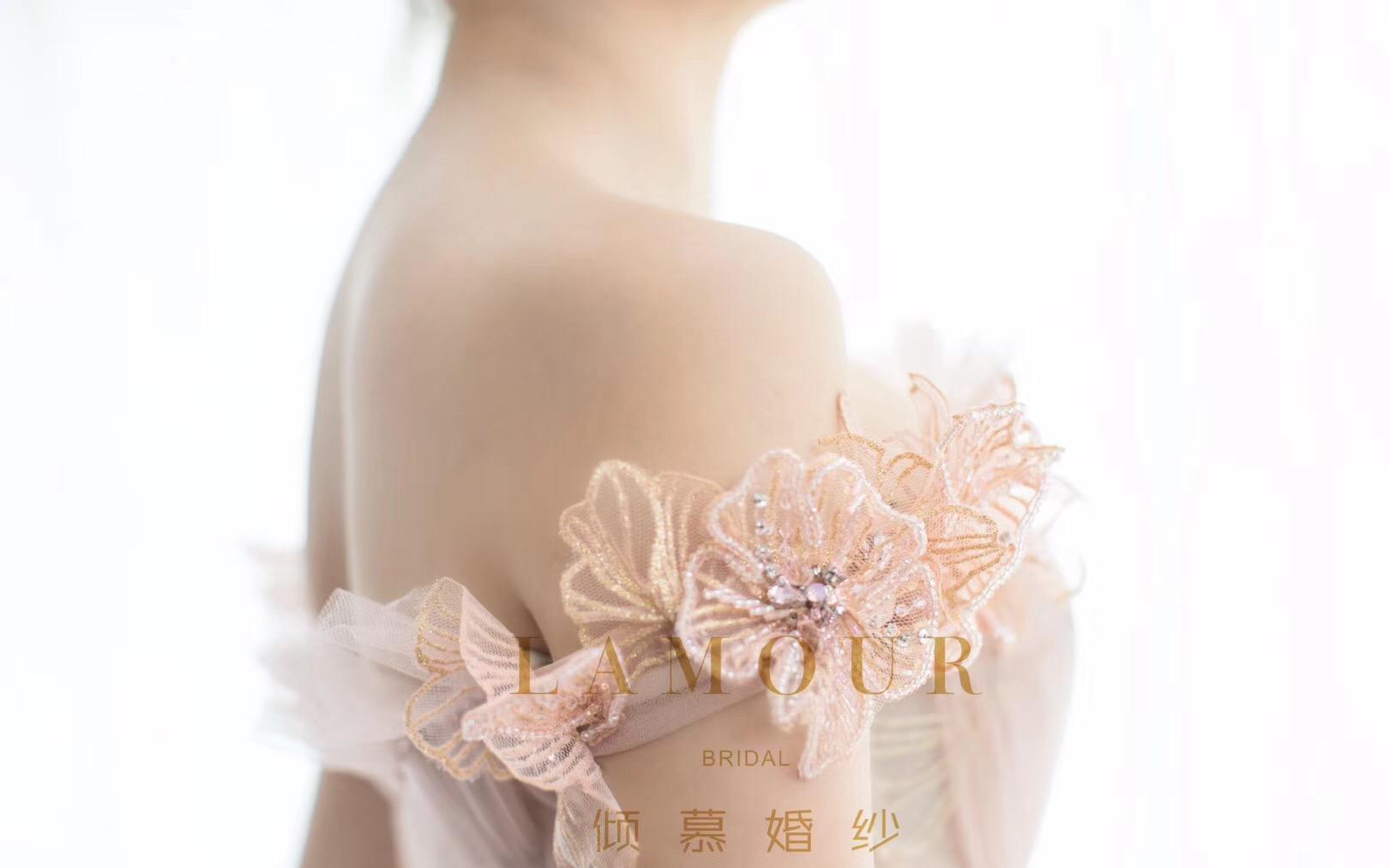 ［lamour］倾慕婚纱设计师主纱＋敬酒礼服