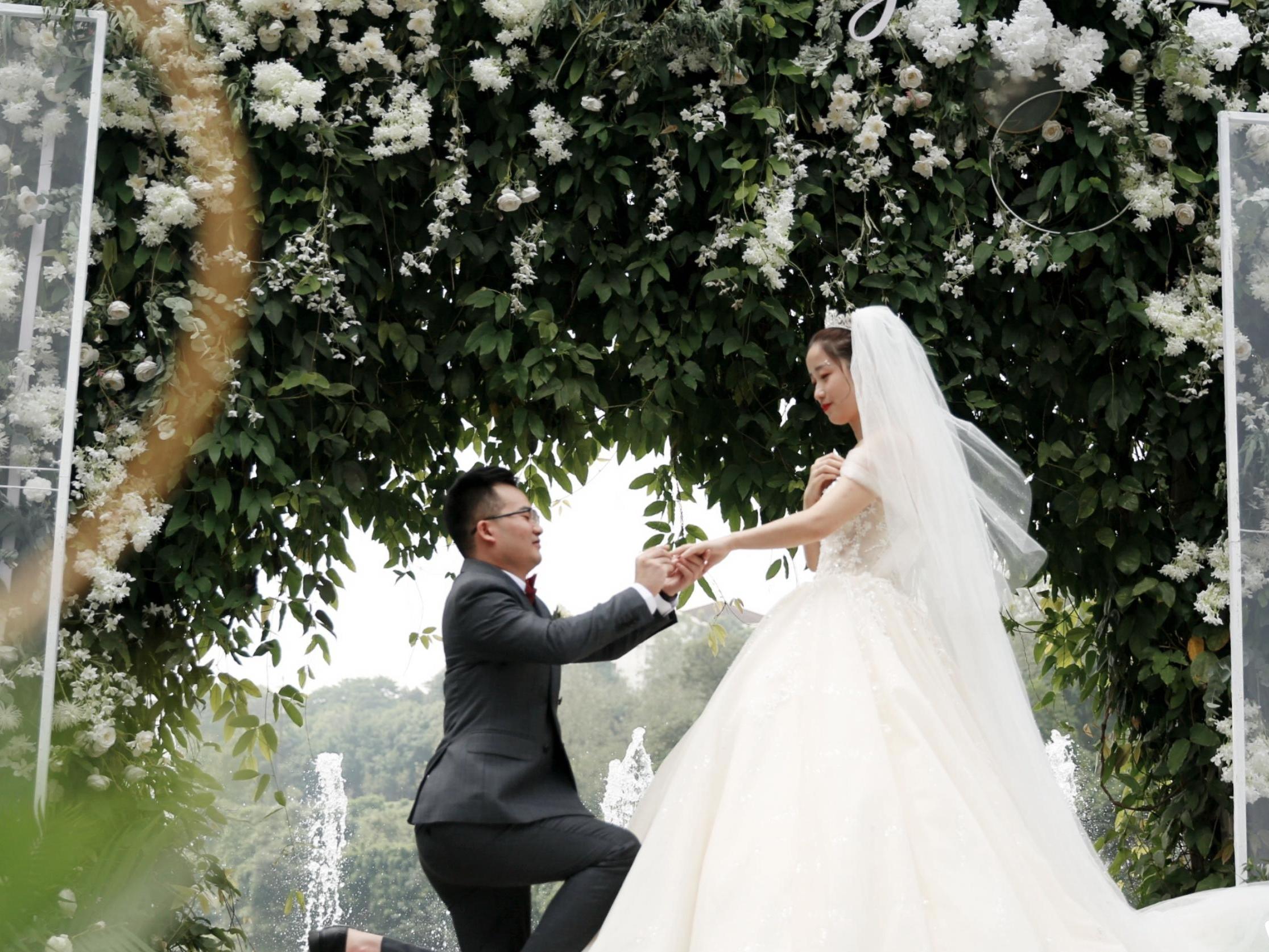 【户外婚礼•私人定制】资深讲师级主持+专属创意