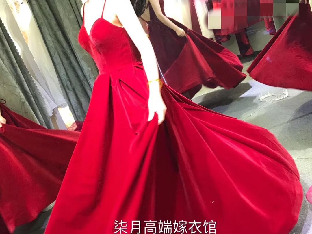 「超值租赁」微商活动晚宴礼服单件 化妆