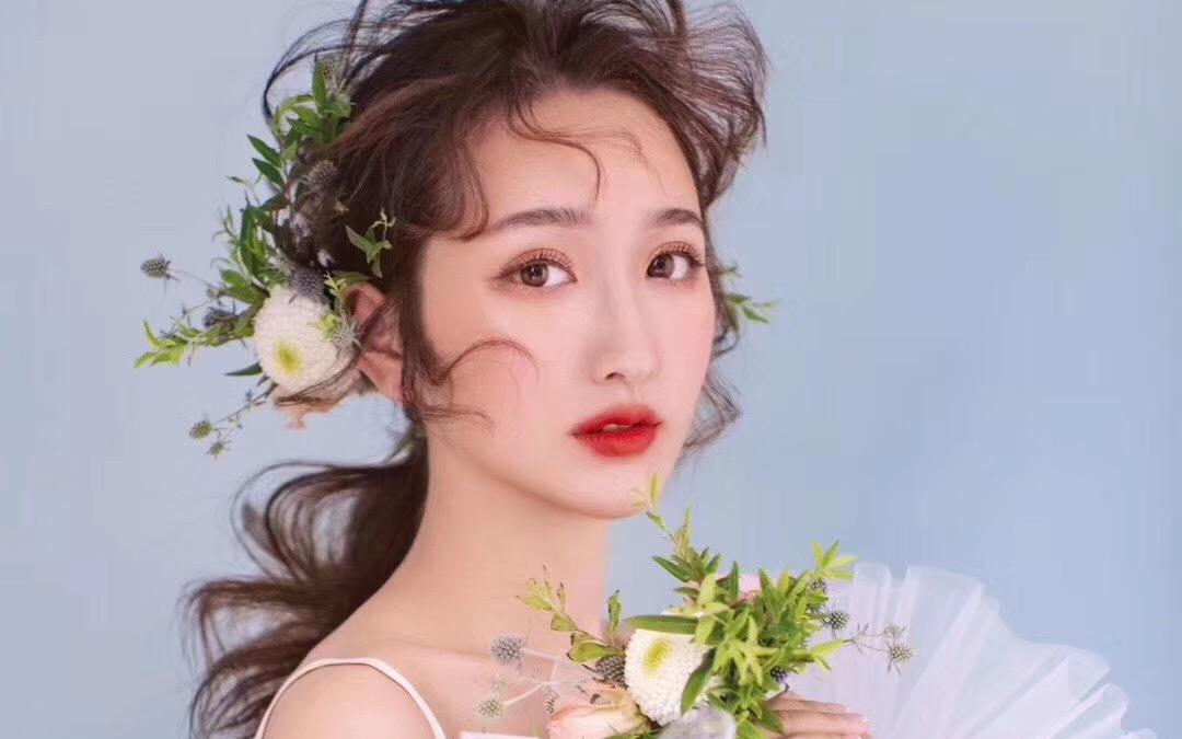   夏季清新韩式妆容    