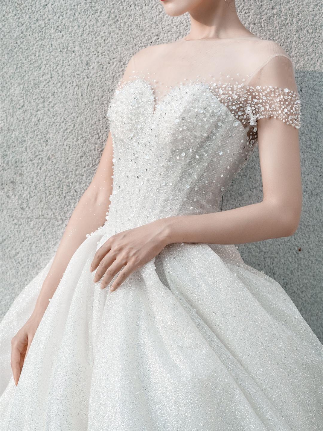 季节限定 | 爆款特惠婚纱