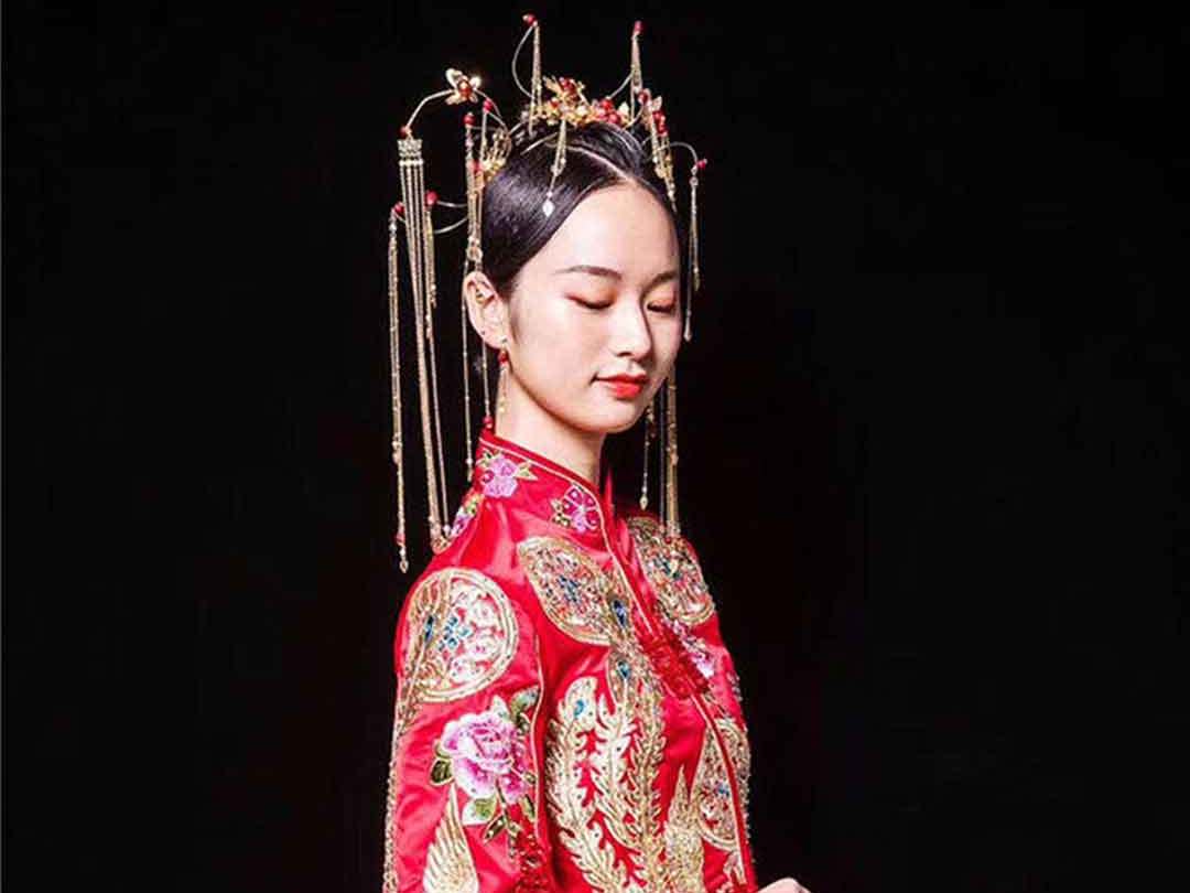 香港纯手工金丝银线龙凤褂