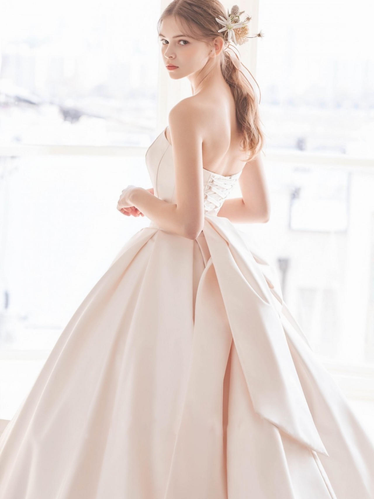 【限时抢】全场免费试纱 婚纱+礼服+中式+跟妆