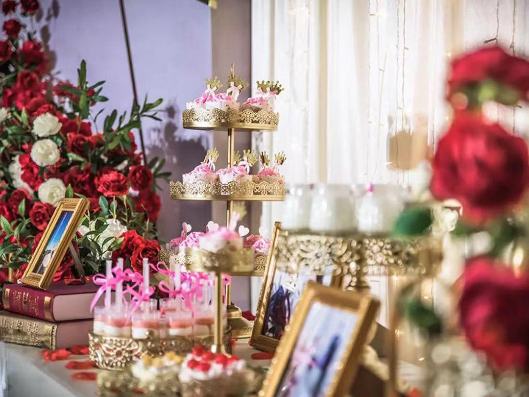 【桃夭】红白小清新简洁大方婚礼--赤霞