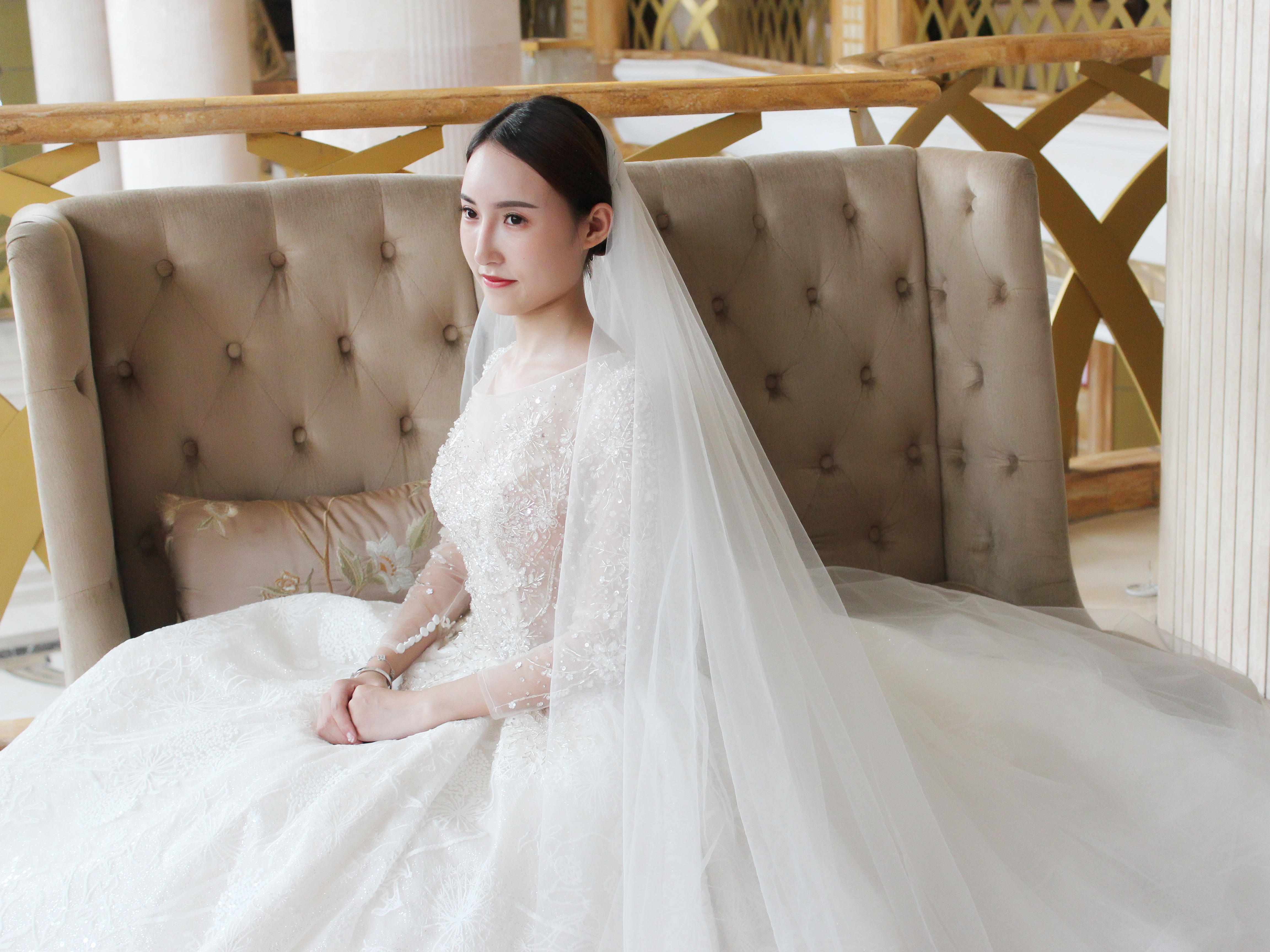 【米图婚纱经典强推】主纱+中式+礼服+跟妆