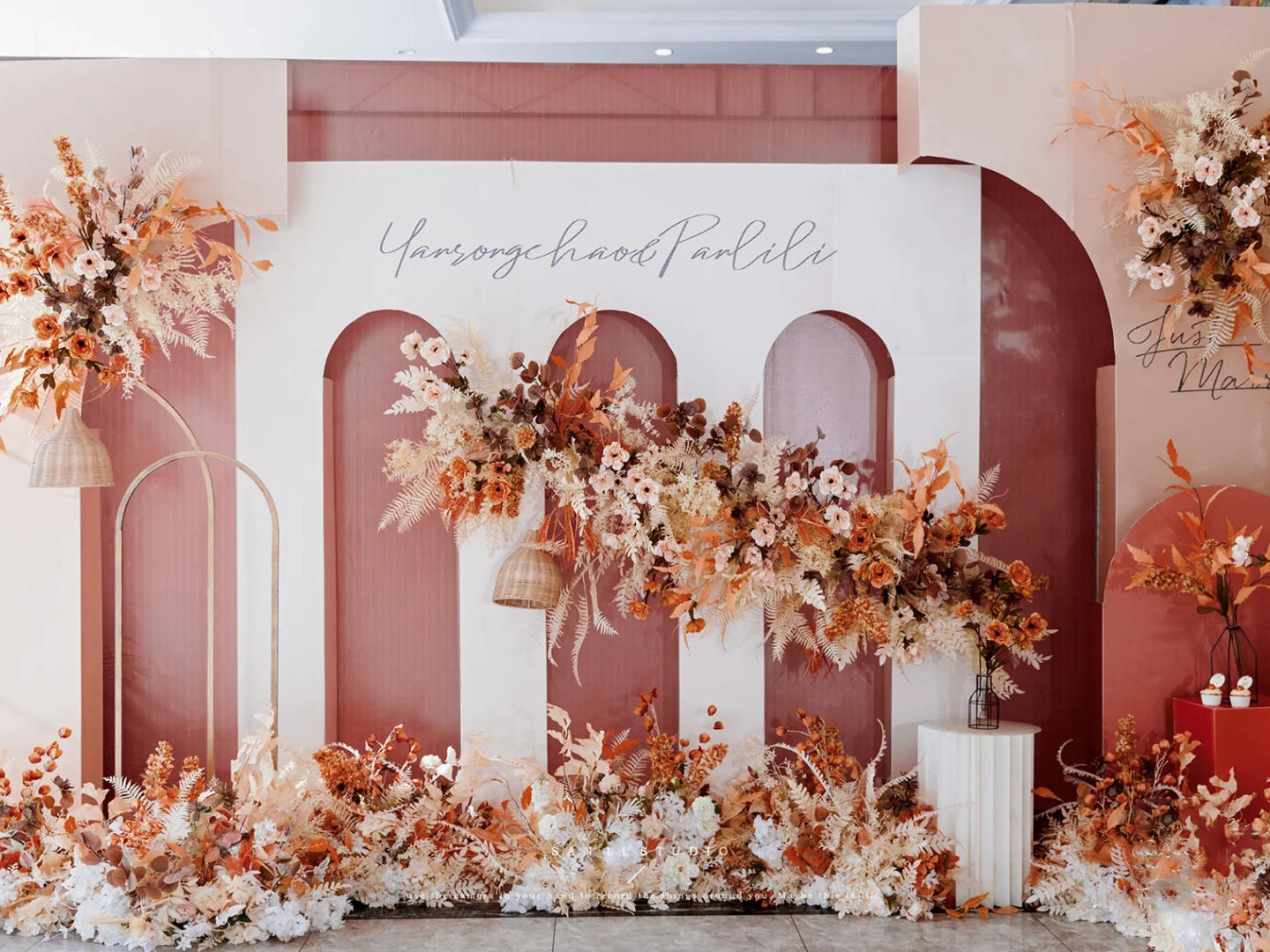 21年最新婚礼西式配色合影区套餐