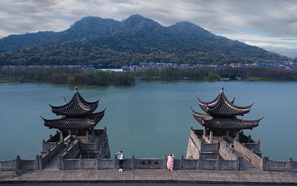 滚烫的星河，你才是我的人生理想。