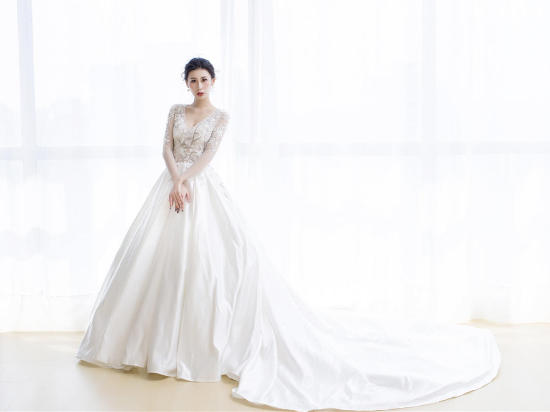 【缔尔】复古宫廷风高定款婚纱