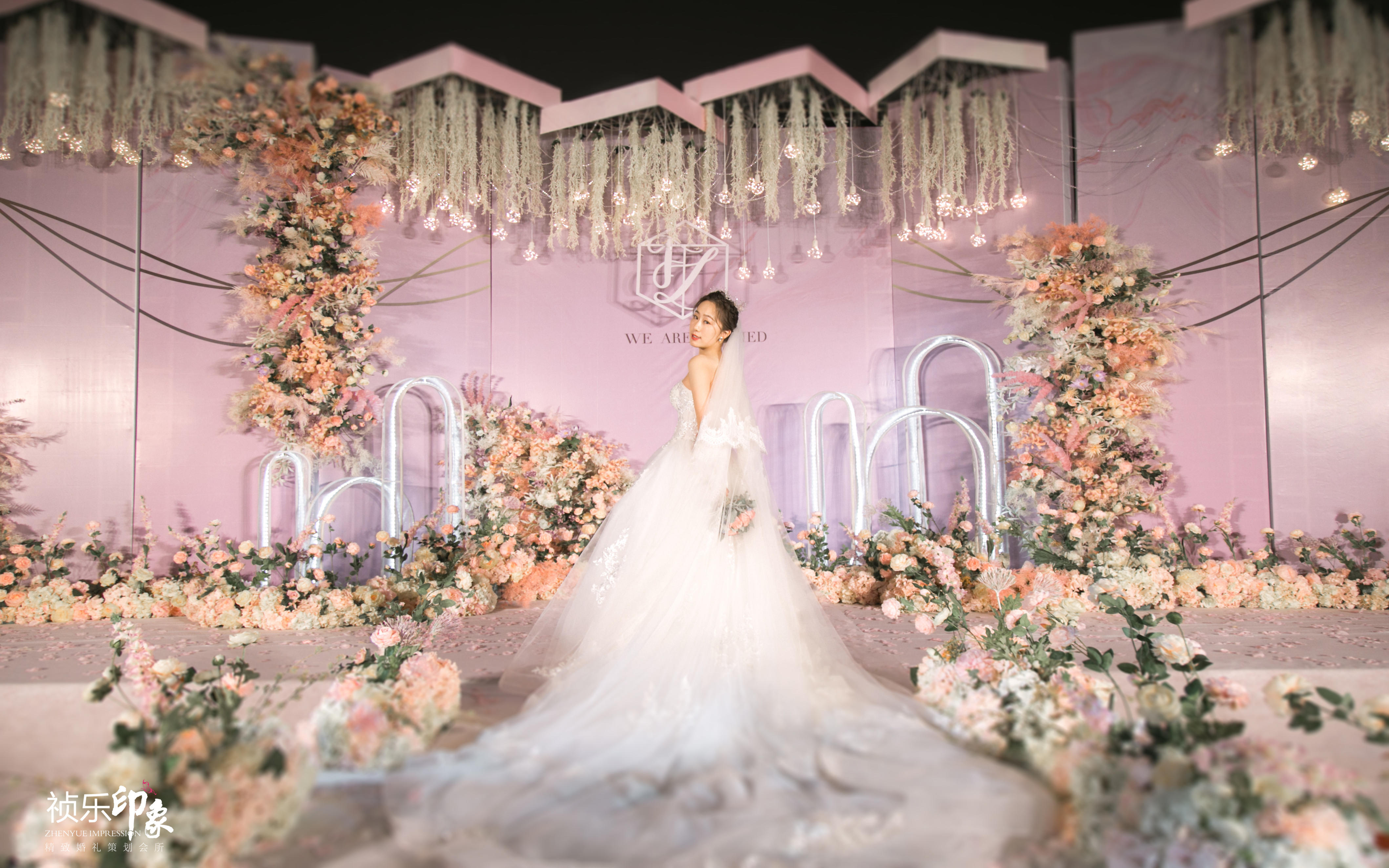 「祯乐」粉色别致吊顶婚礼设计