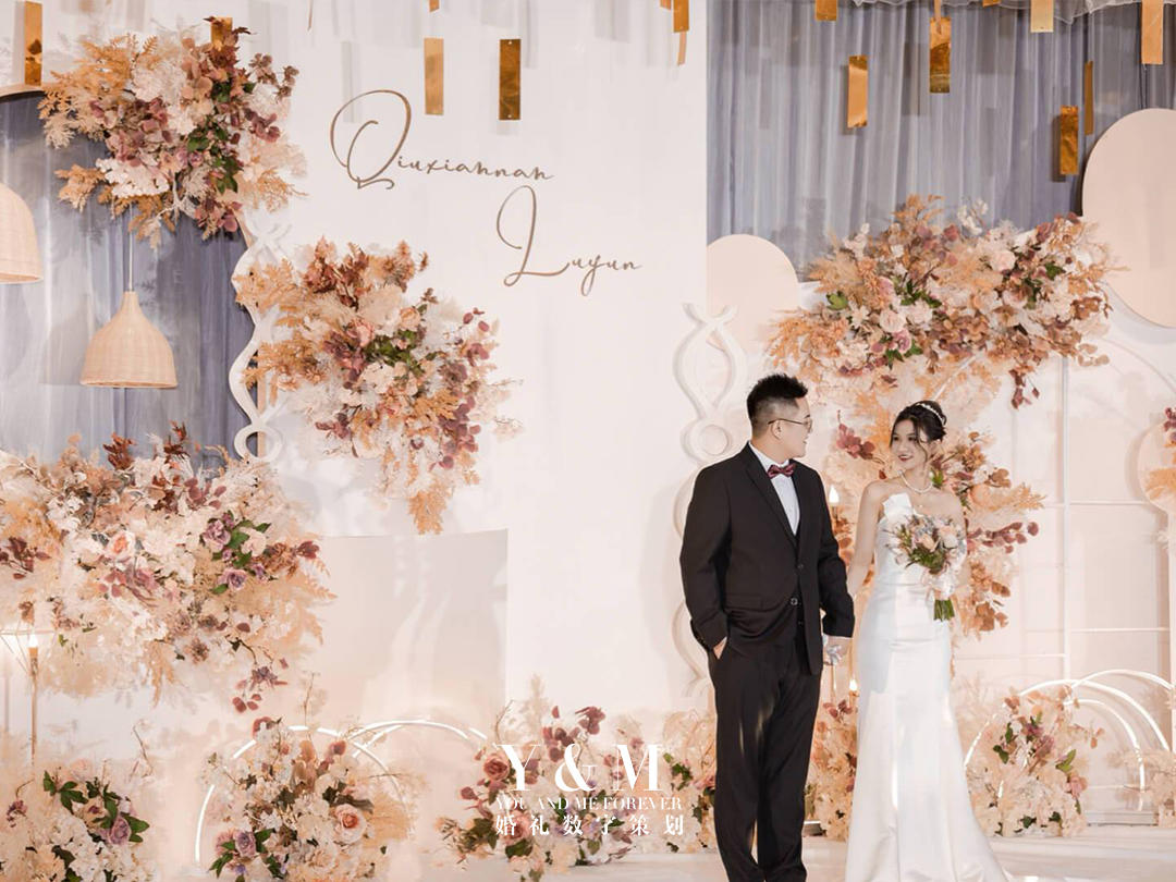 YAM婚礼 | 超高性价比 甜美温馨香槟系婚礼 