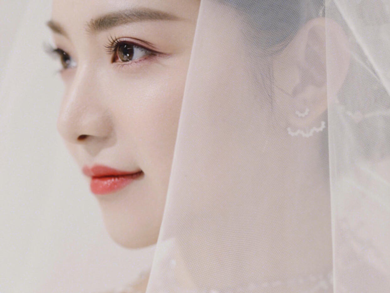 【品牌甄选 一站配齐】总监档全程跟妆/高定套系