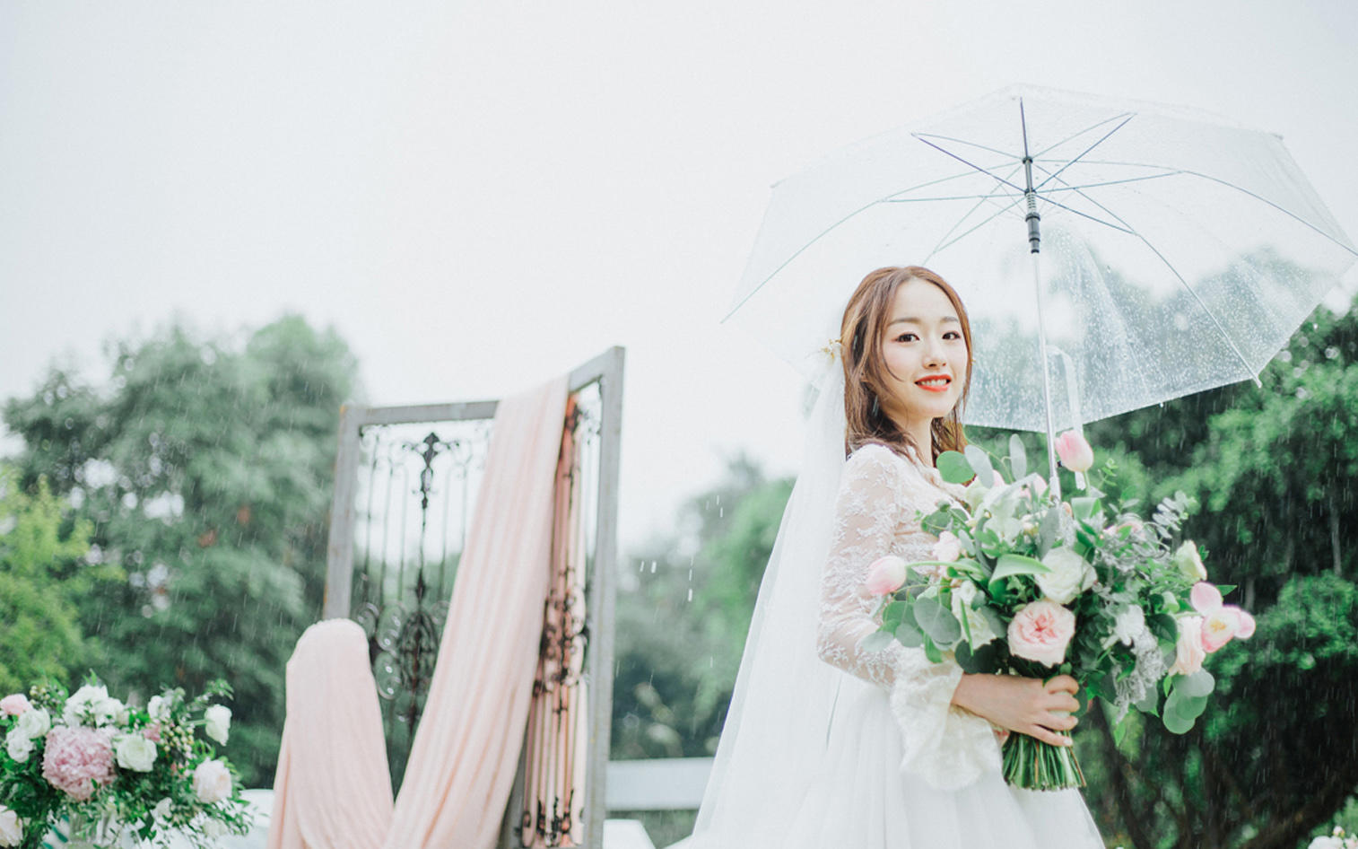 清新森系甜美蕾丝婚纱 / A摆婚纱