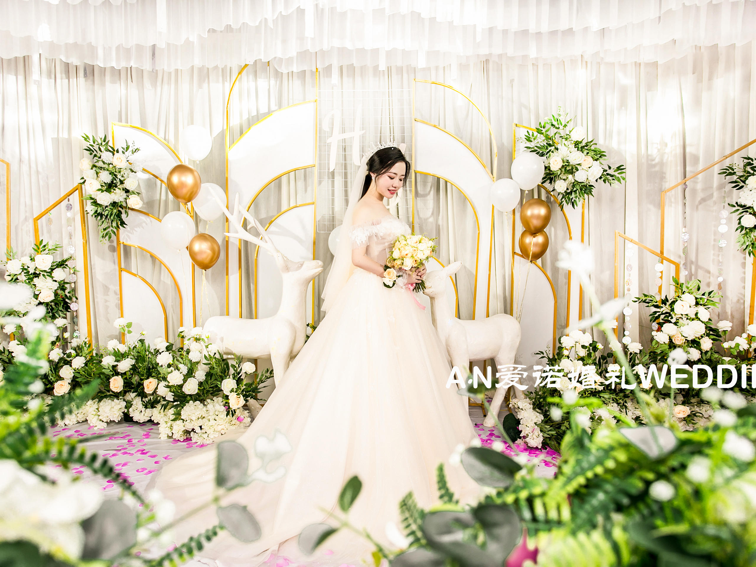 华逸酒店二楼【爱诺婚礼】2019大热 人气爆棚款