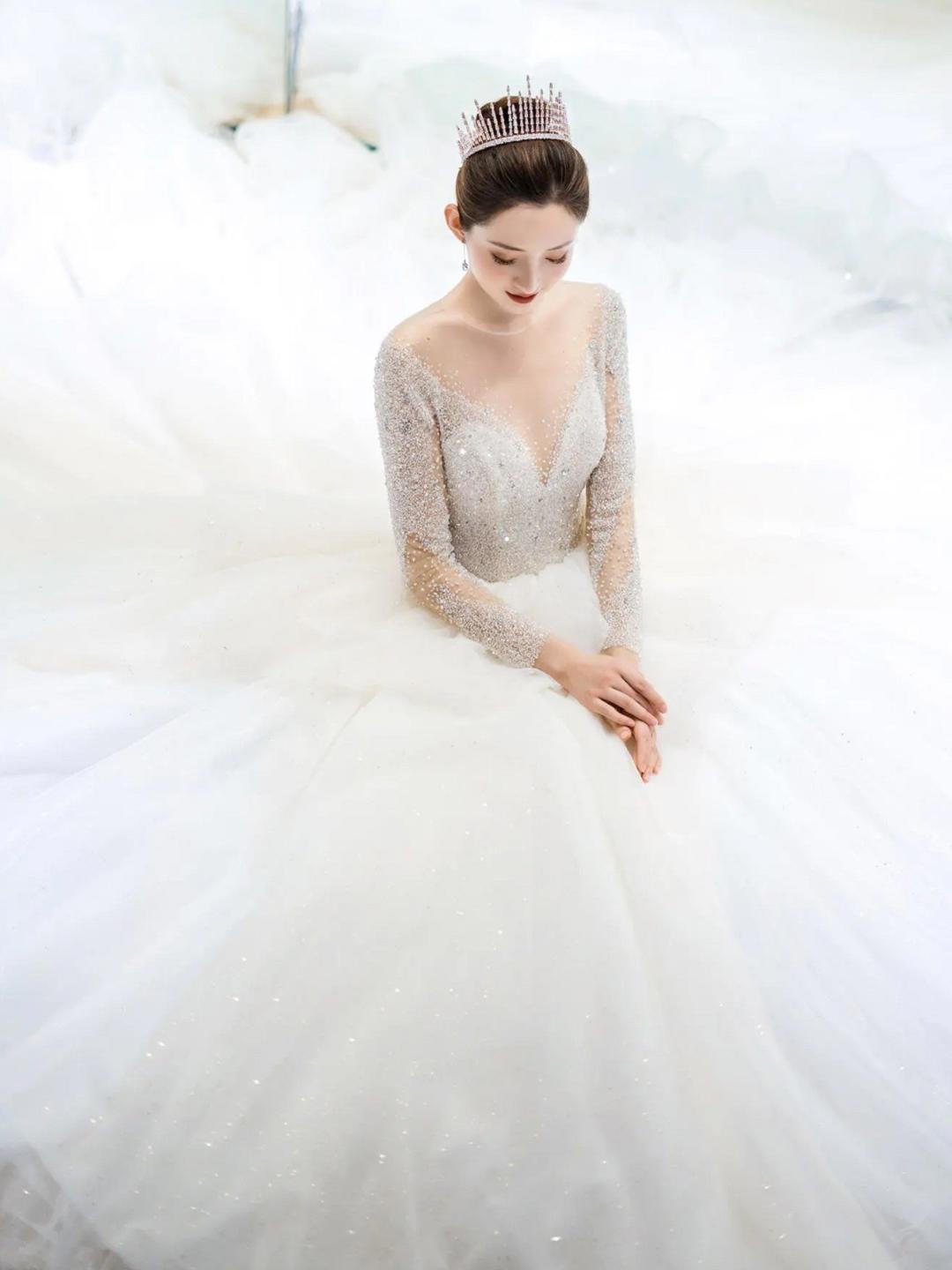 【高端私享奢华】出门服+仪式纱+敬酒服+伴娘服