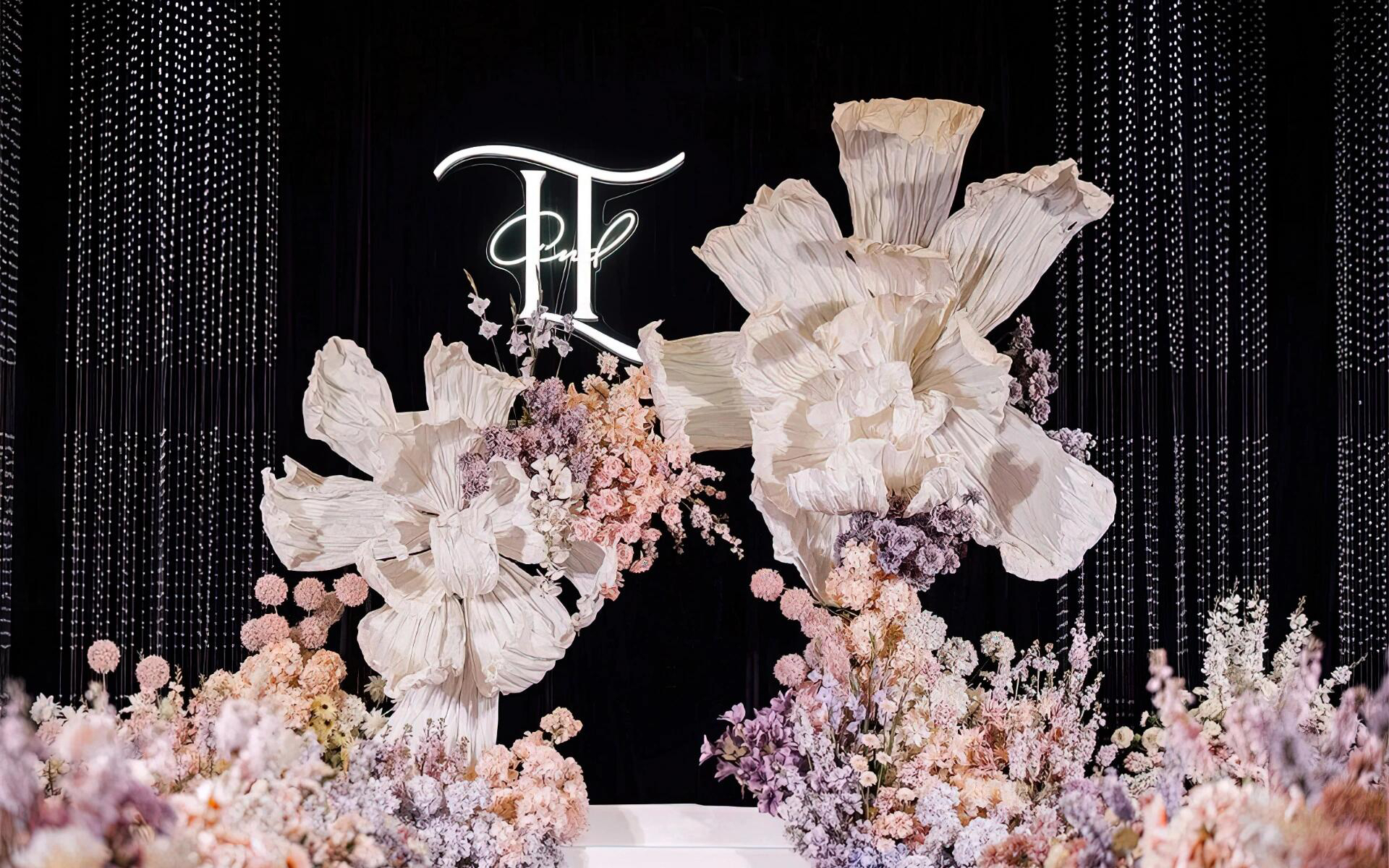 韩式婚礼现场唯美浪漫，令人动容