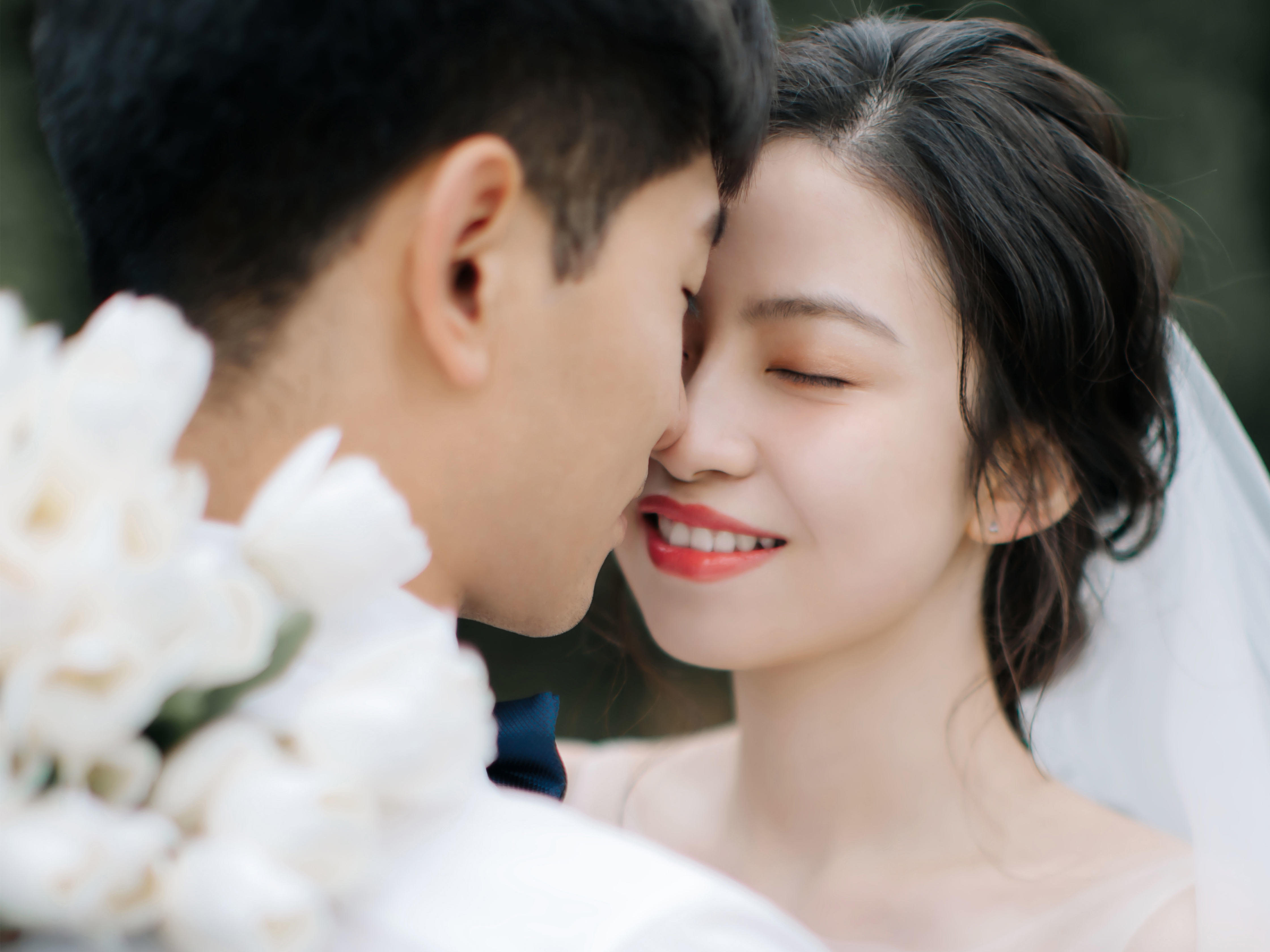 资深化妆师全天跟妆+妈妈妆+伴娘妆