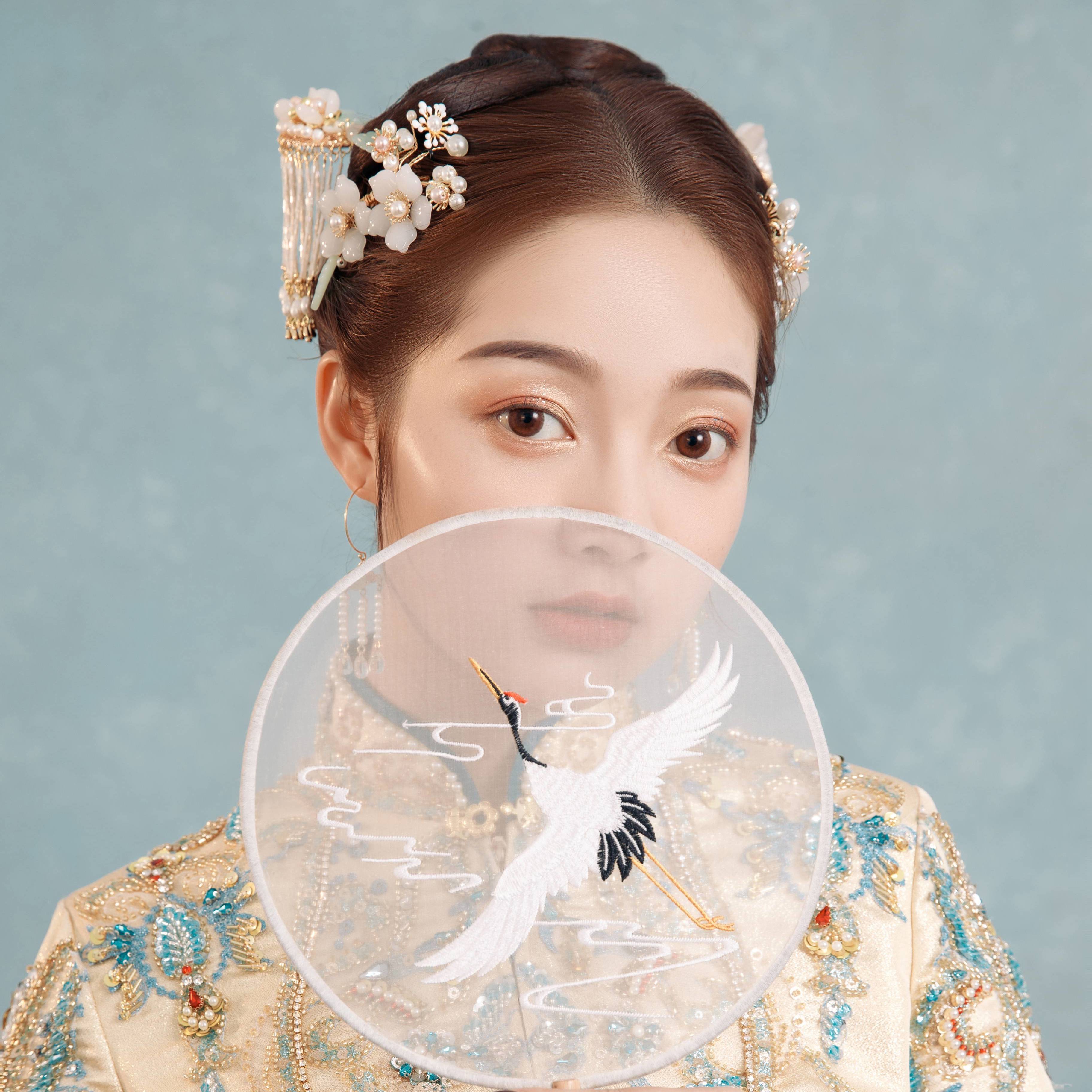 复古婚纱照|龙凤褂定制|工作室