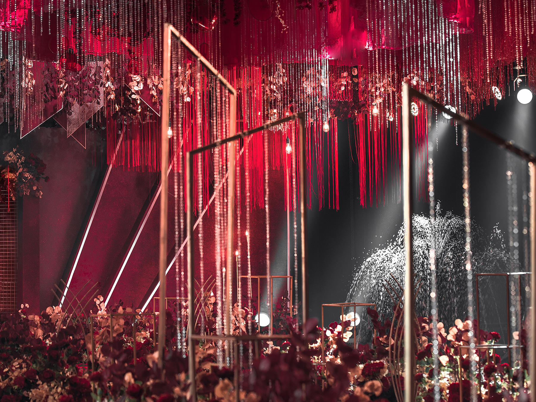 皇城铂嘉婚礼--时尚红色系