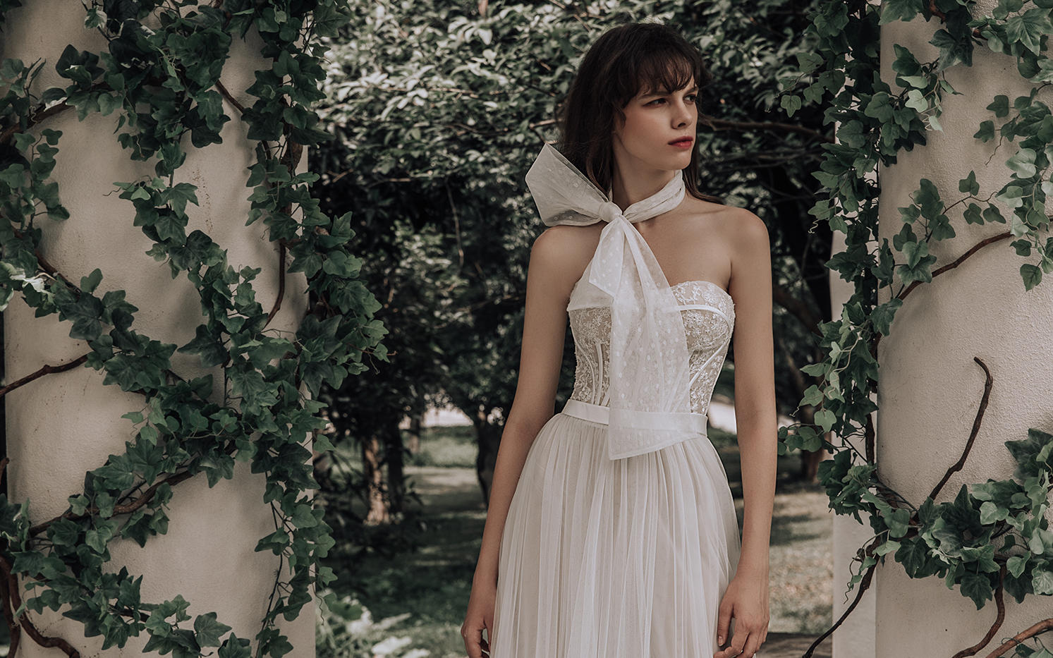 【熊小里·高定婚纱】简约抹胸层次摆