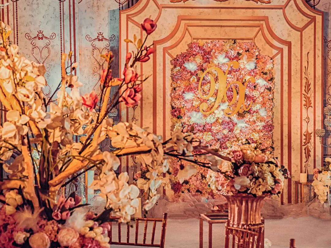 金属复古风布置于君豪大酒店