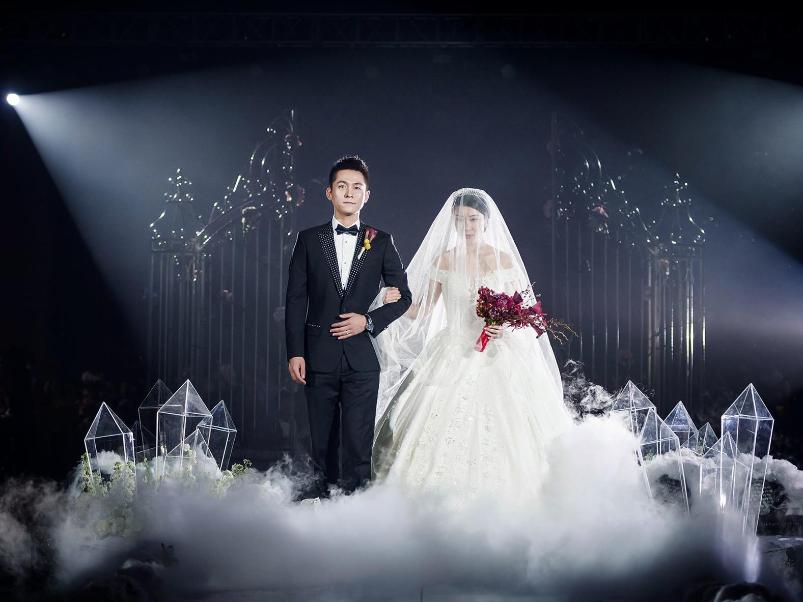 桂林【绚莉婚纱礼服】租赁套餐一新娘专享