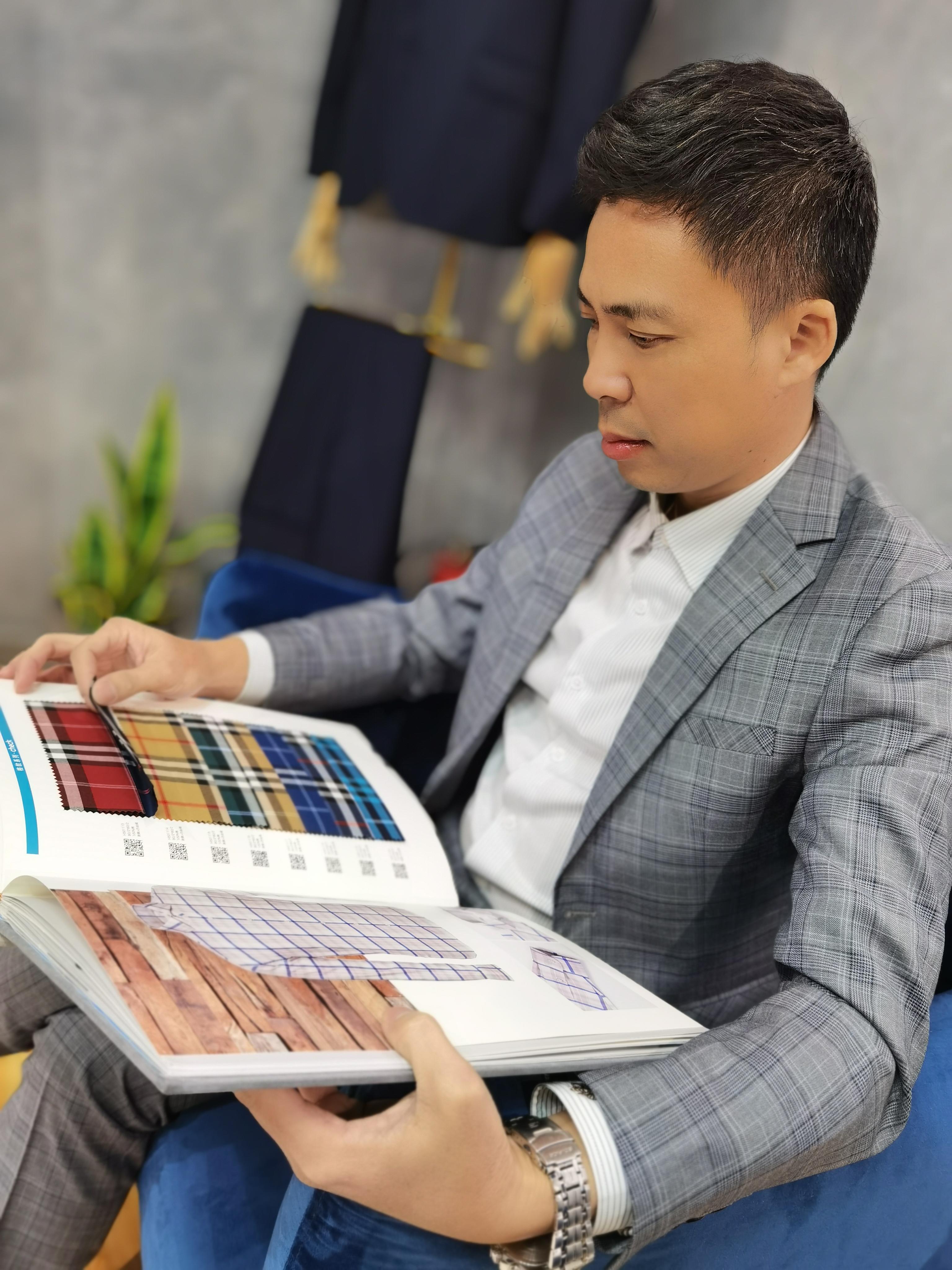 量E码数定制-时尚修身格子套西