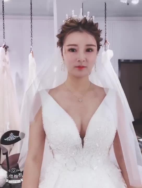 【超值优惠】资深化妆师三环内午宴跟妆