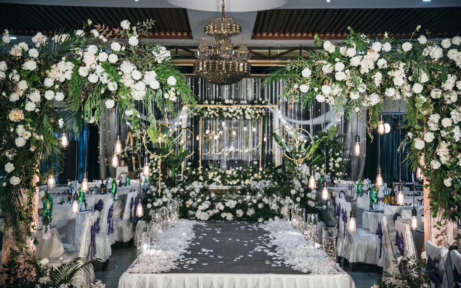 【梦幻季】合肥明月东一大酒店鲜花绿植小清新婚礼