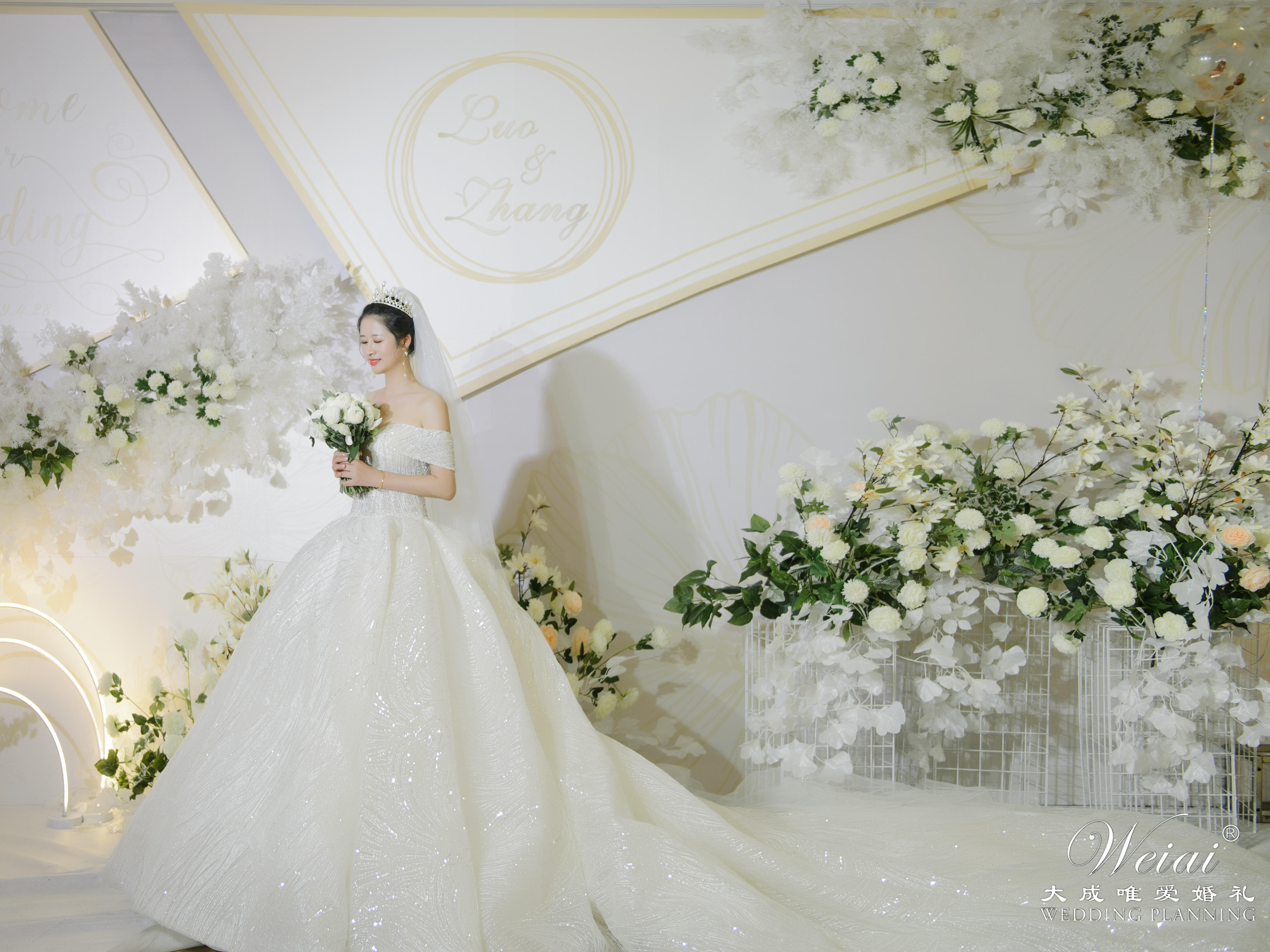 天唯艺术酒店纯真白色婚礼