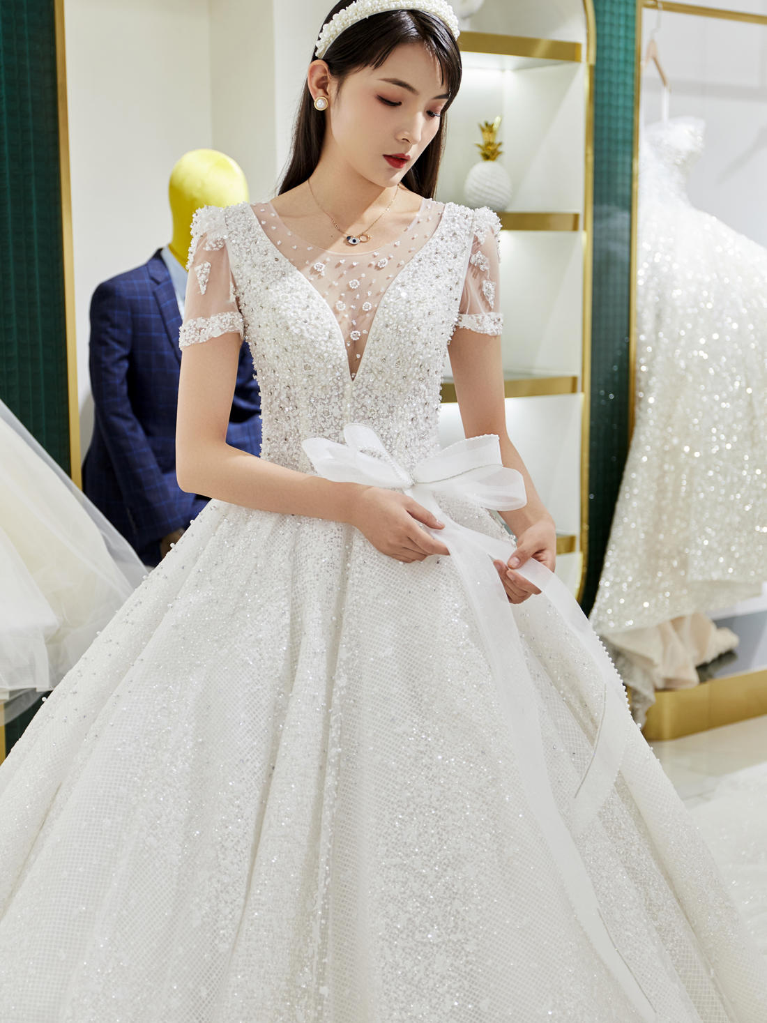 兰州婚纱礼服宝藏馆~动人