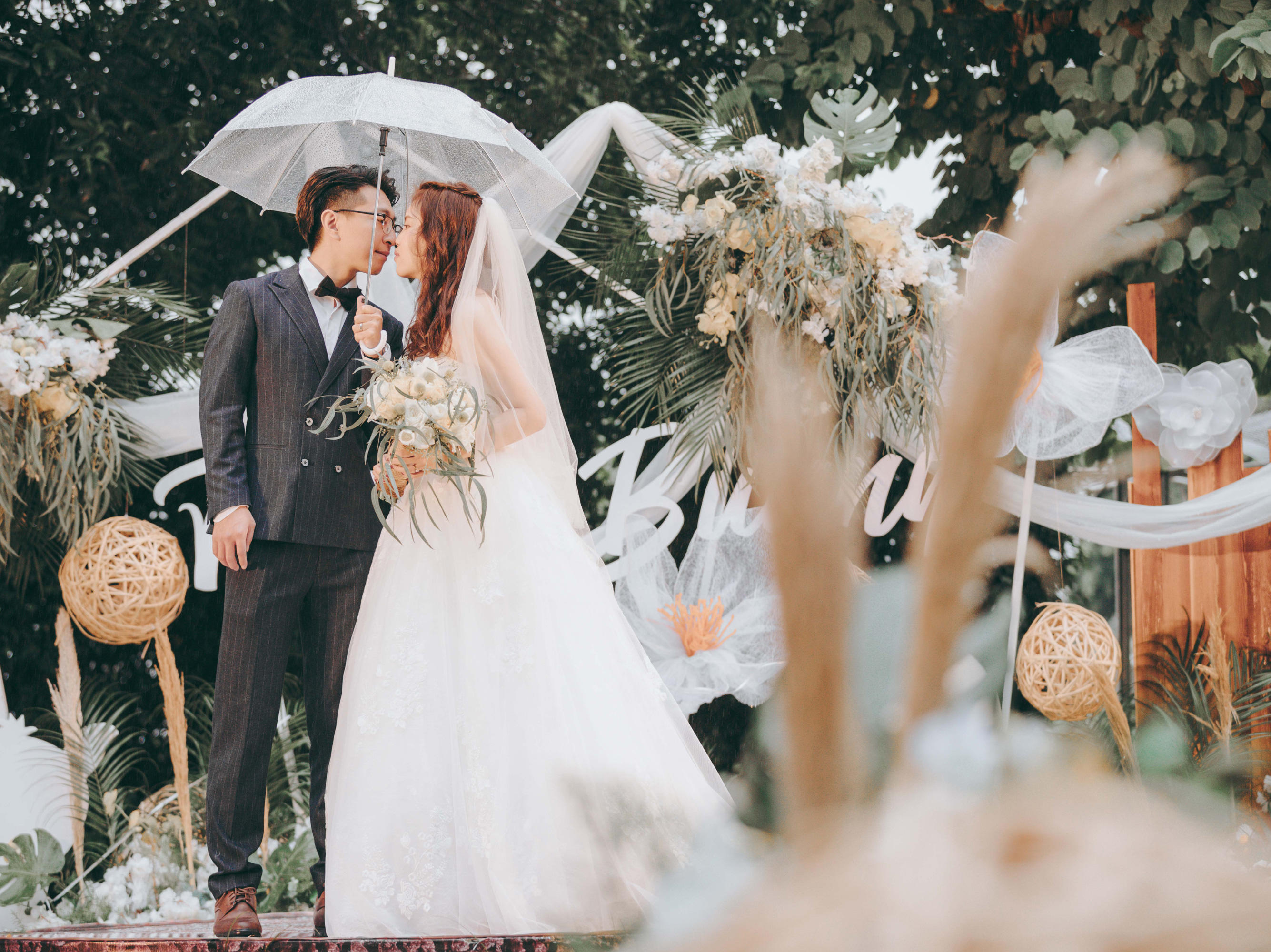 备受新人喜爱的草！坪！婚！礼！