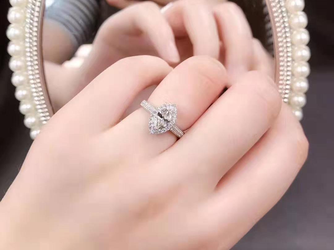 70分GIA异形钻马眼型钻石钻石交易中心直供